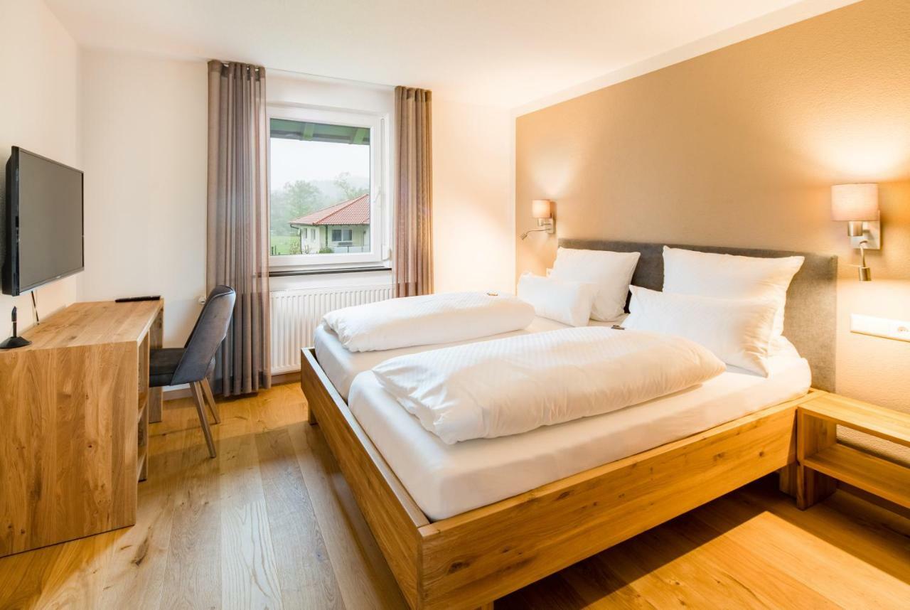 Hotel Hofgut Tiergarten Aulendorf Eksteriør bilde